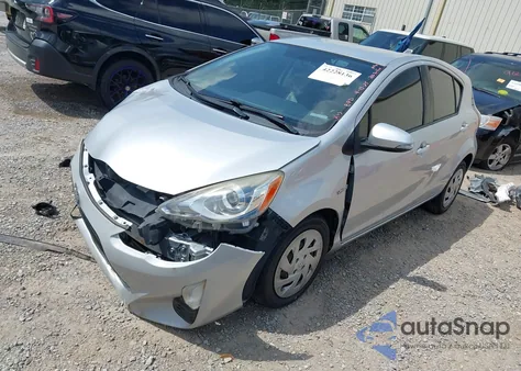 2016 Toyota Prius C Two из США, поврежденный, VIN JTDKDTB38G1123233